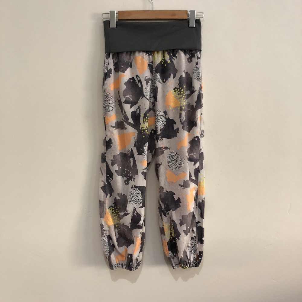 Lululemon Ultra-Lightweight Flowy Pant (4)